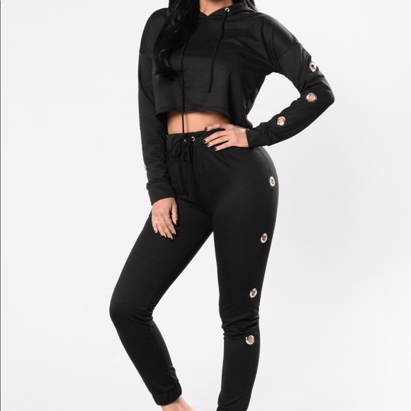 Fashion Nova Tops - FASHION NOVA Set: "Shortie Like Mine"
